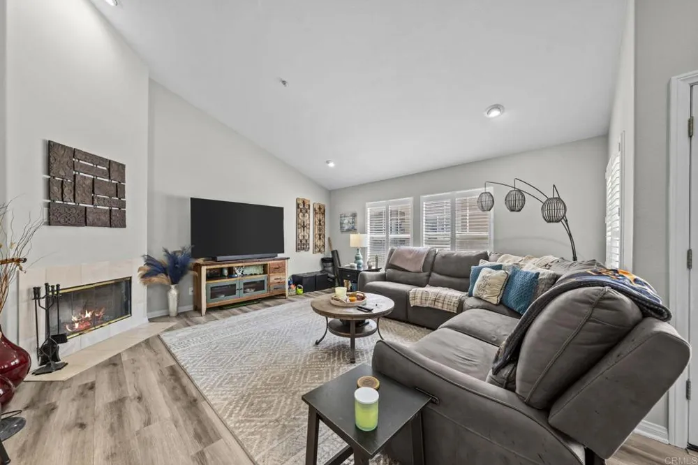 7546 Romeria Street Carlsbad, CA 92009