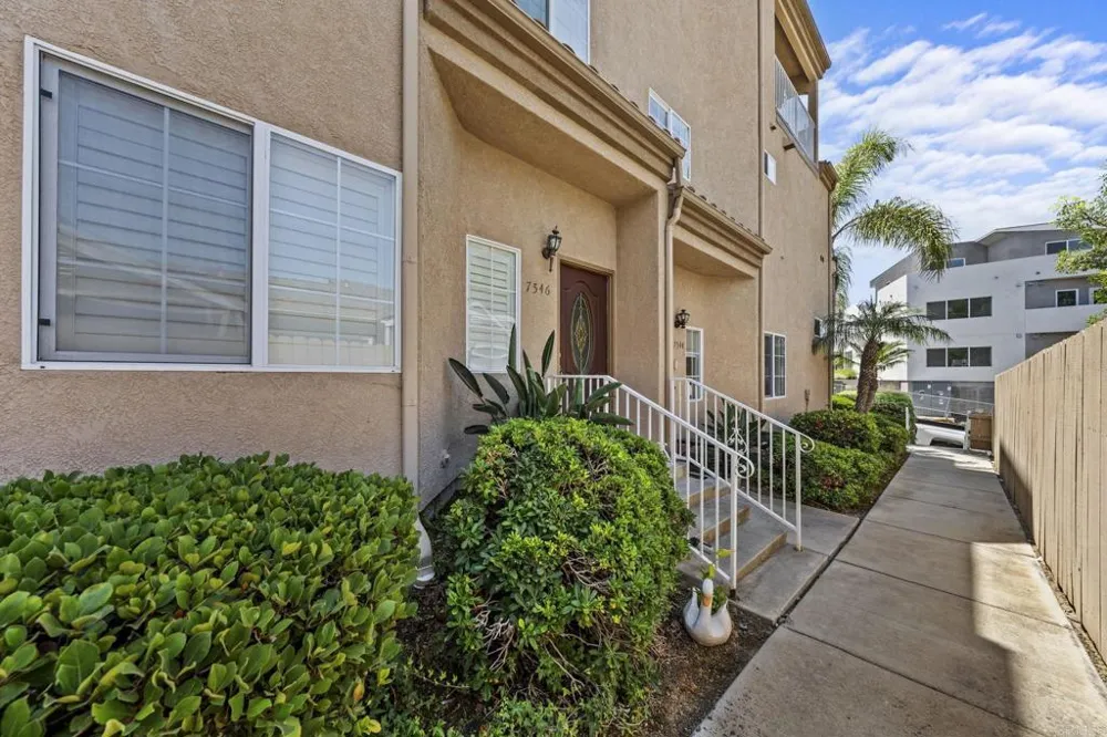 7546 Romeria Street Carlsbad, CA 92009