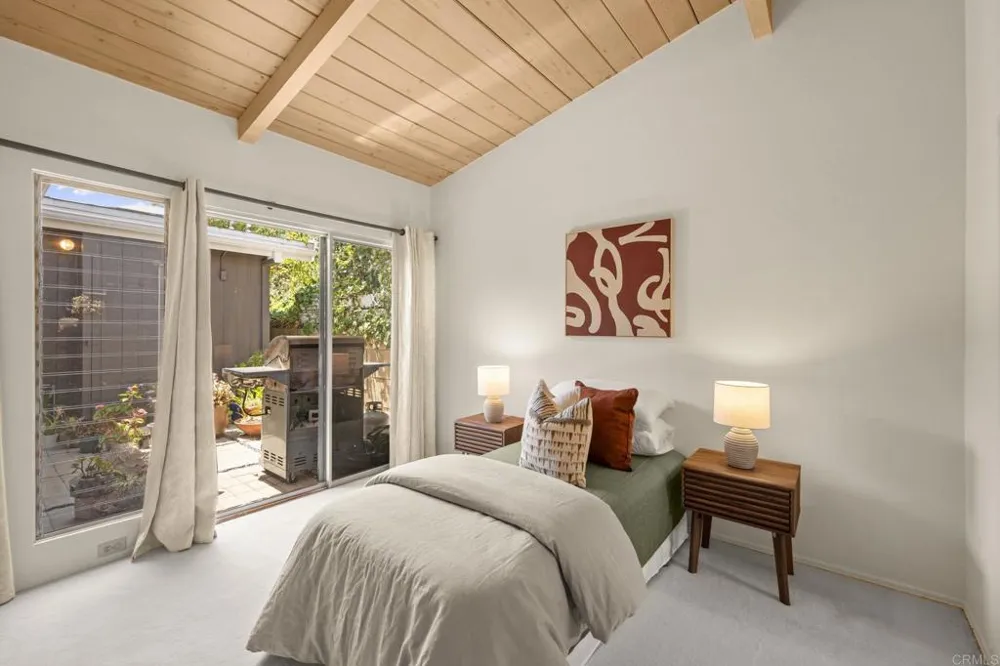 5860 Cactus Way La Jolla, CA 92037