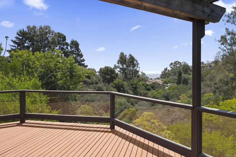 5860 Cactus Way La Jolla, CA 92037