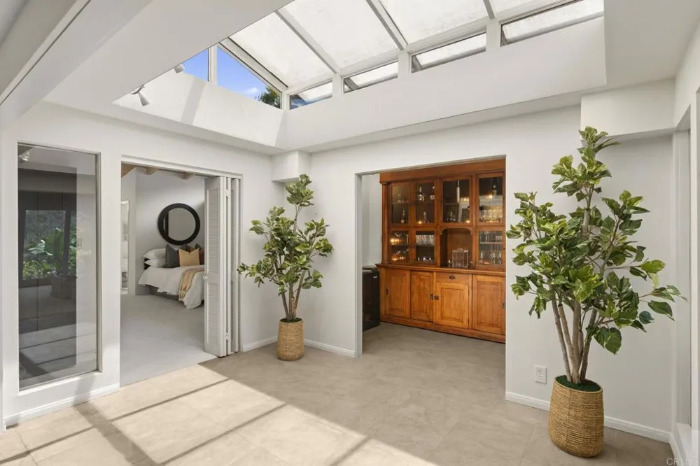 5860 Cactus Way La Jolla, CA 92037