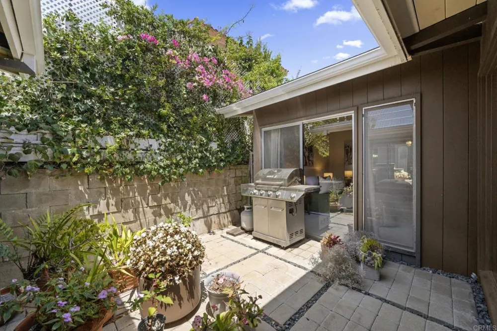 5860 Cactus Way La Jolla, CA 92037