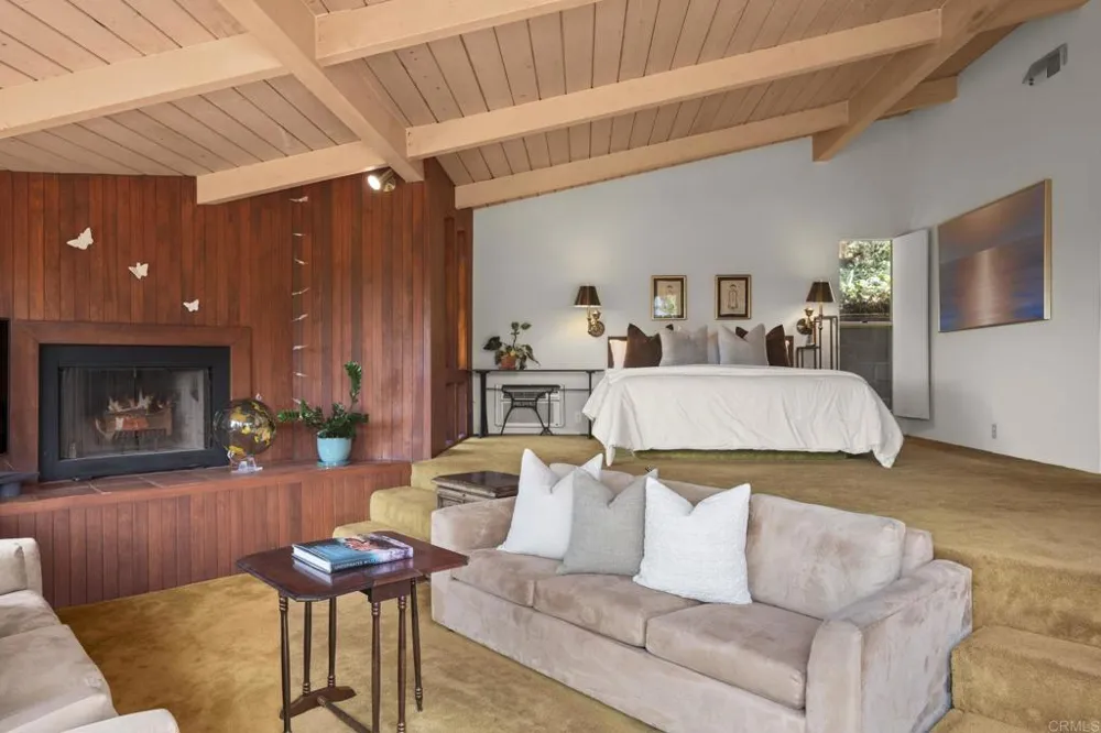 5860 Cactus Way La Jolla, CA 92037