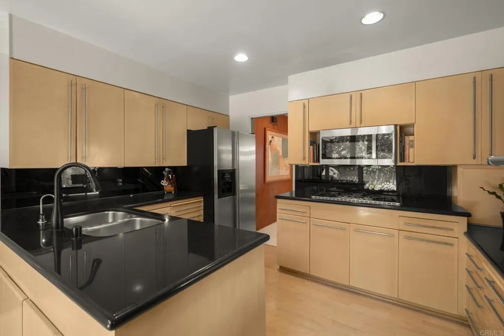 5860 Cactus Way La Jolla, CA 92037