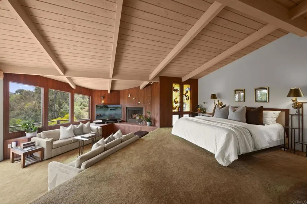 5860 Cactus Way La Jolla, CA 92037