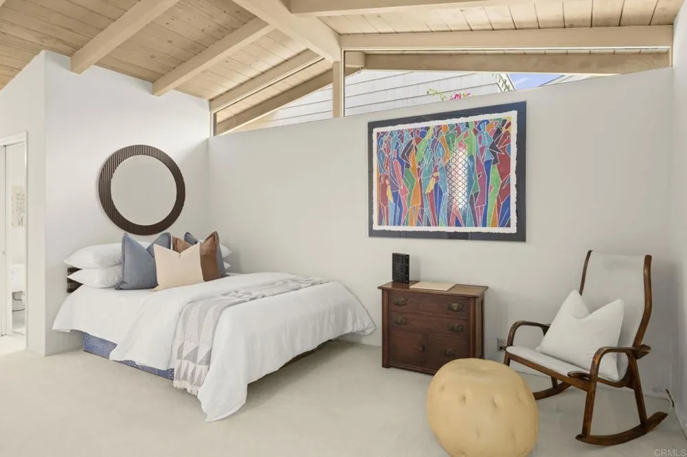 5860 Cactus Way La Jolla, CA 92037