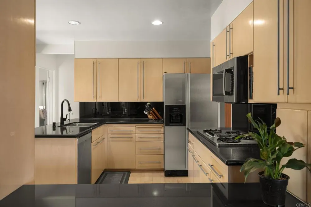 5860 Cactus Way La Jolla, CA 92037