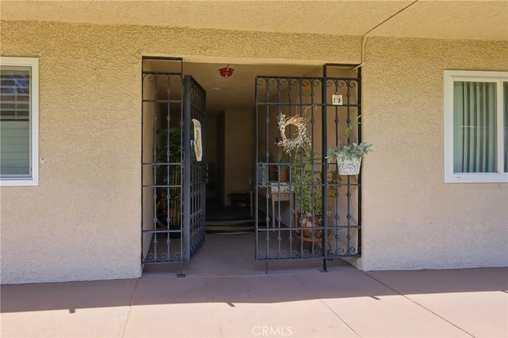 3364 Punta Alta Laguna Woods, CA 92637