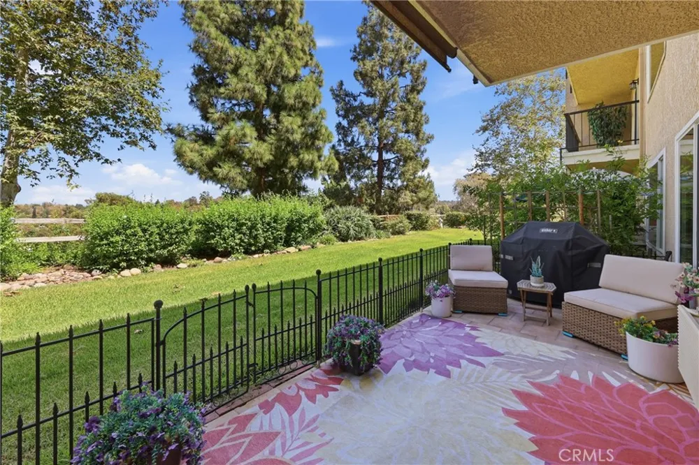 3364 Punta Alta Laguna Woods, CA 92637