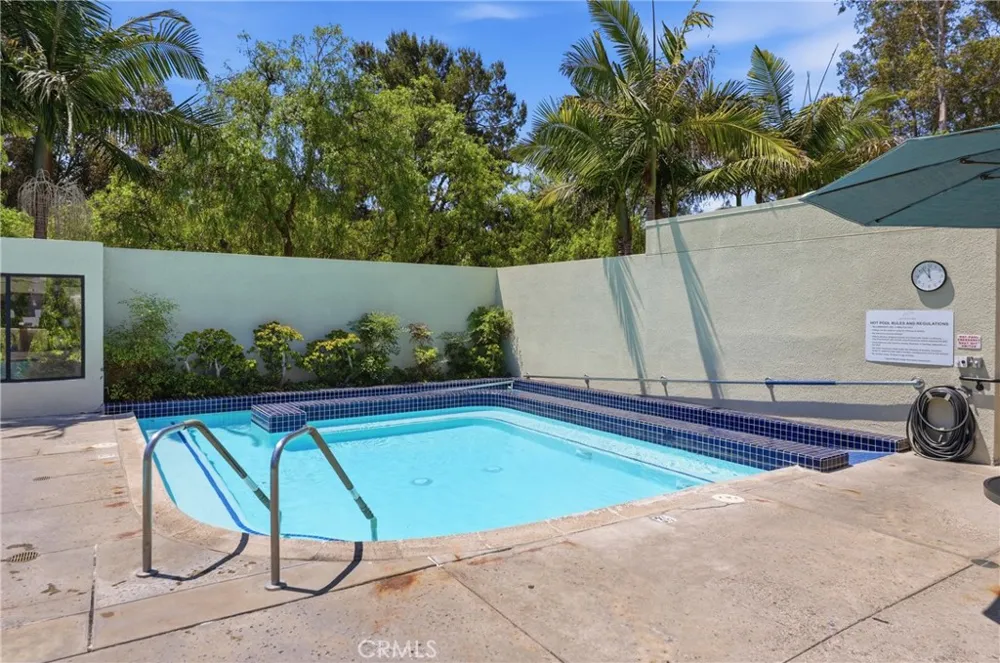 3364 Punta Alta Laguna Woods, CA 92637