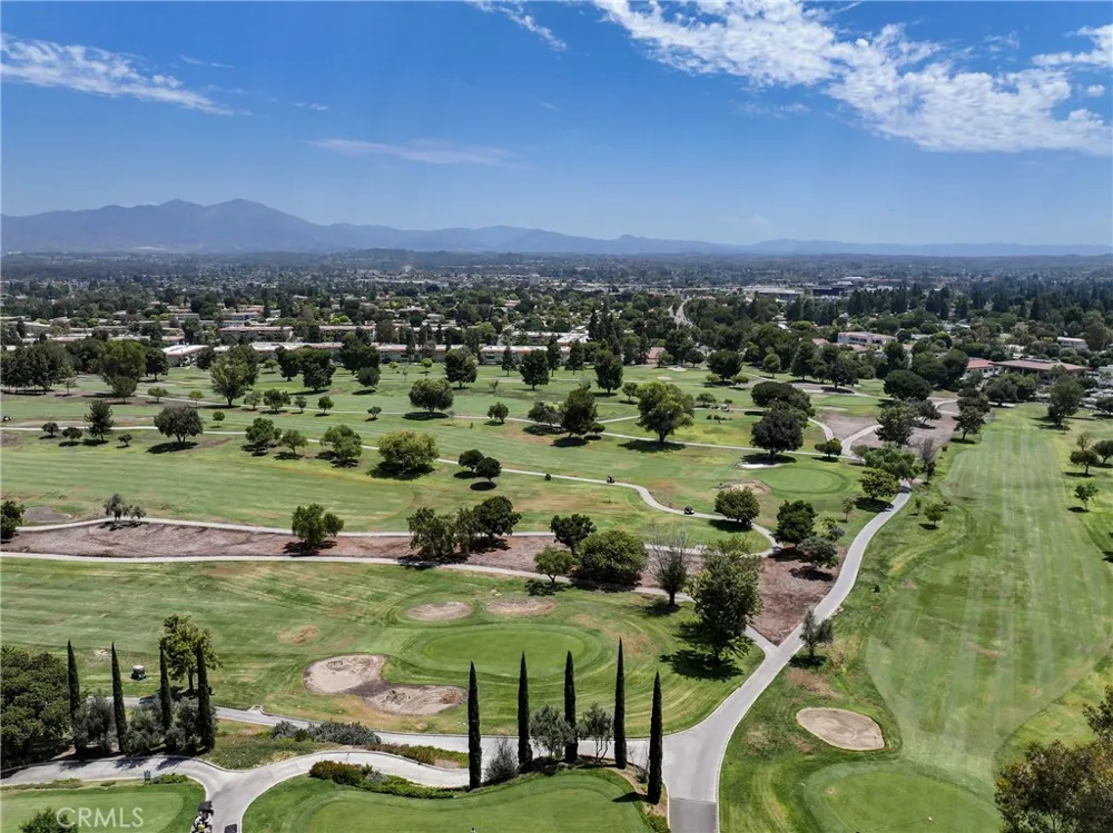 3364 Punta Alta Laguna Woods, CA 92637
