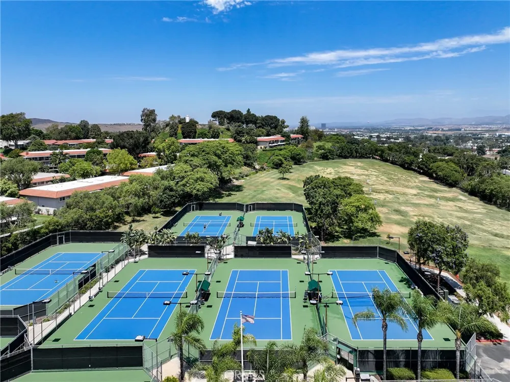 3364 Punta Alta Laguna Woods, CA 92637