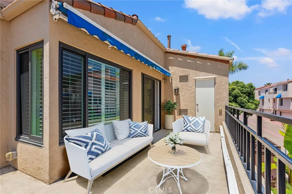 3211 Anne Huntington Beach, CA 92649