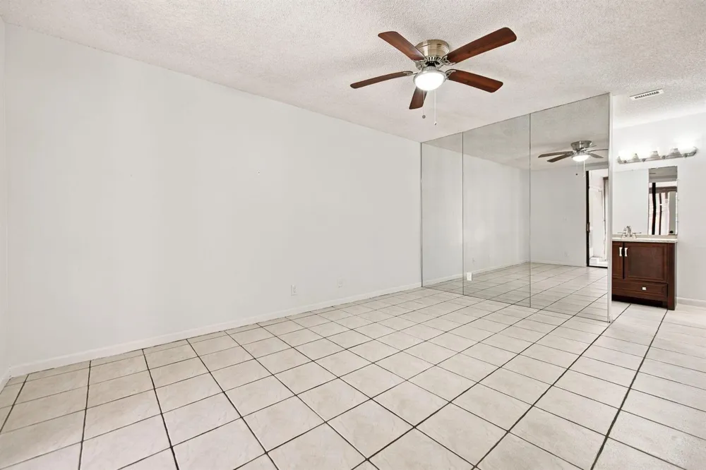 2662 Carambola Circle Coconut Creek, FL 33066