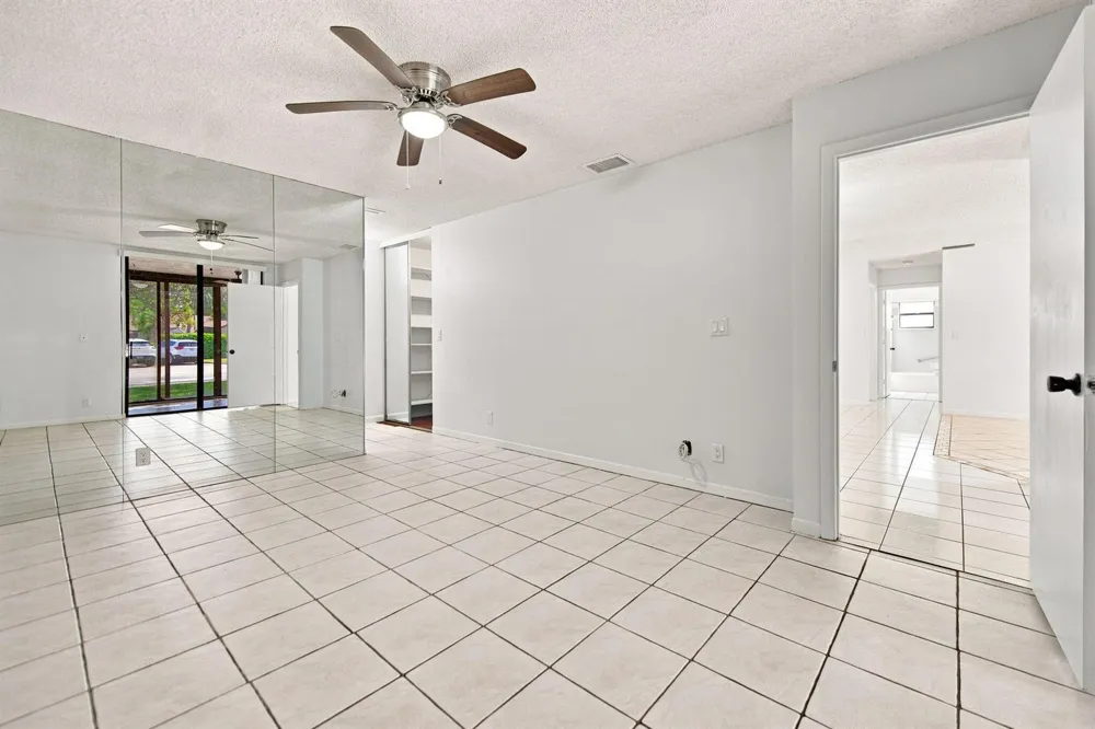 2662 Carambola Circle Coconut Creek, FL 33066