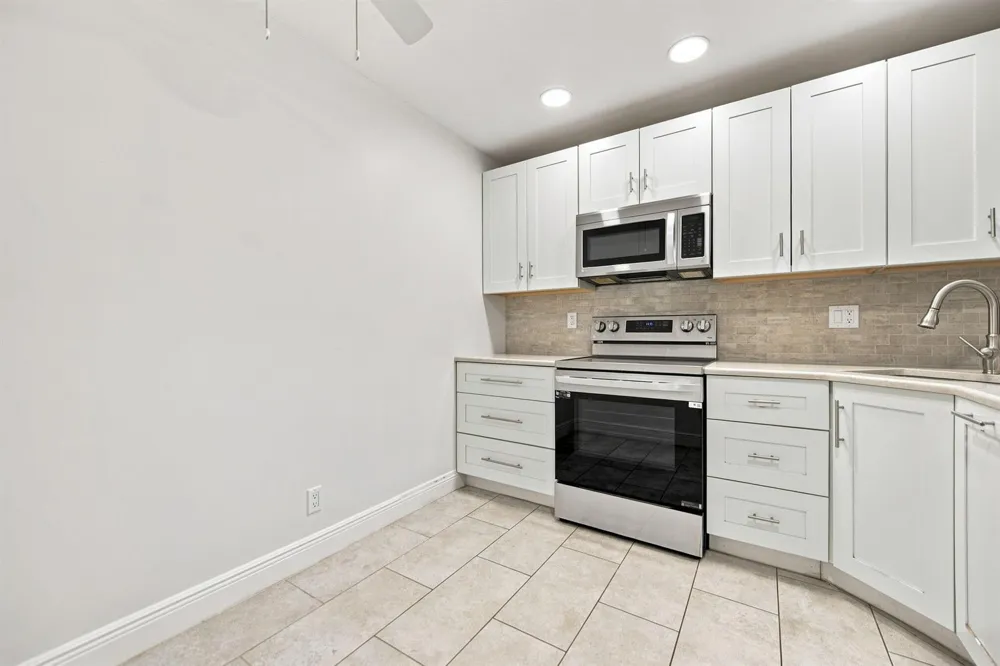 2662 Carambola Circle Coconut Creek, FL 33066