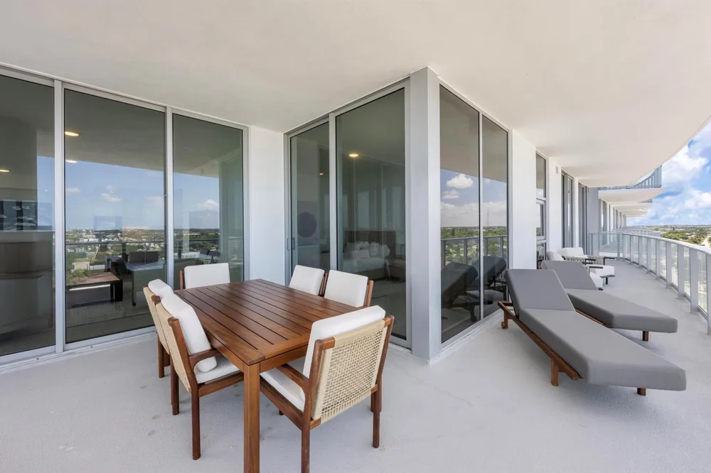 220 Lake Shore Drive #1001 Lake Park, FL 33403