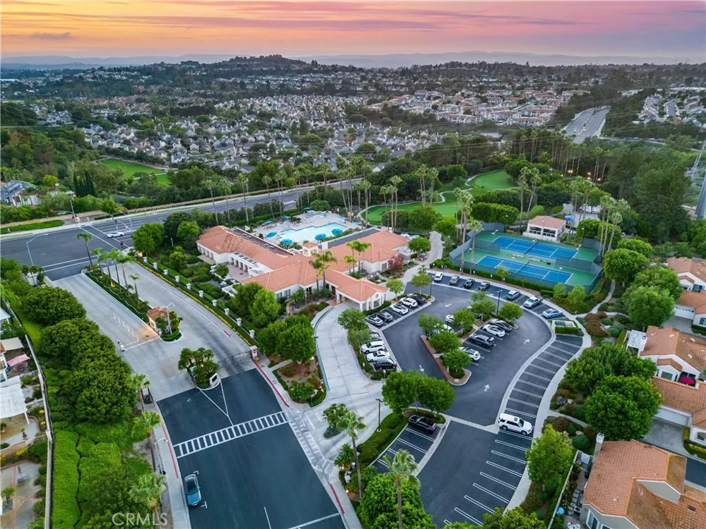 28934 Paseo Picasso Mission Viejo, CA 92692