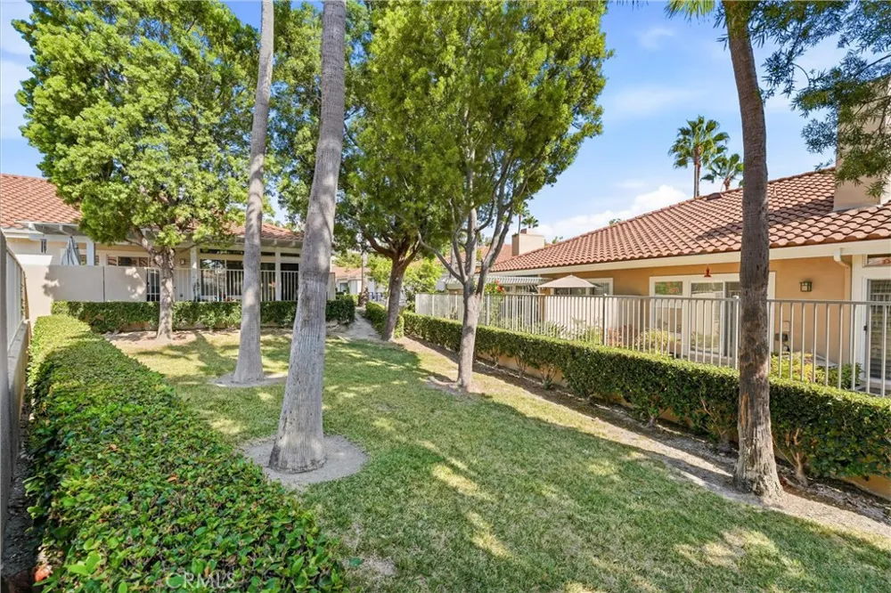28934 Paseo Picasso Mission Viejo, CA 92692