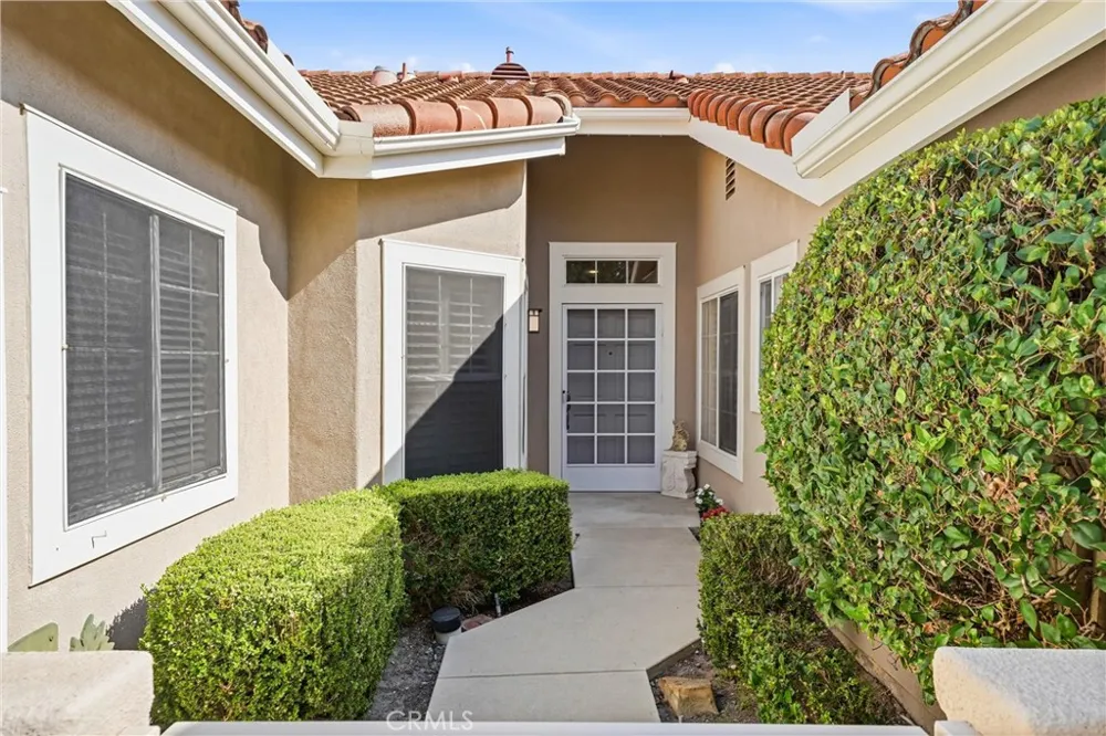 28934 Paseo Picasso Mission Viejo, CA 92692
