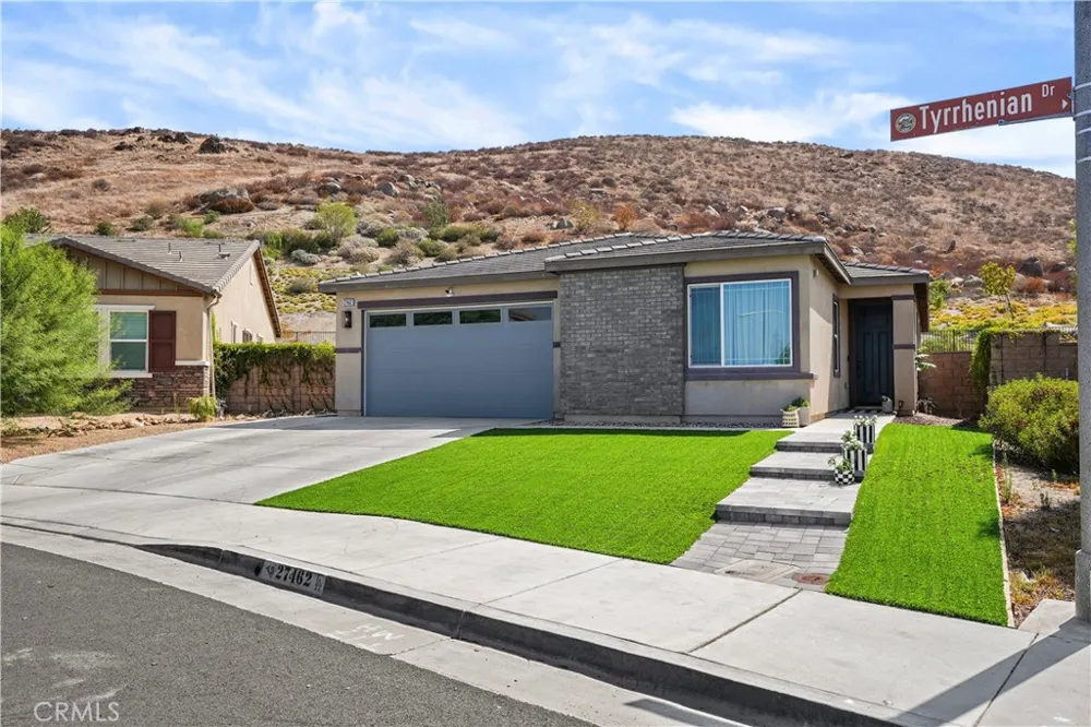 27462 Tyrrhenian Menifee, CA 92585