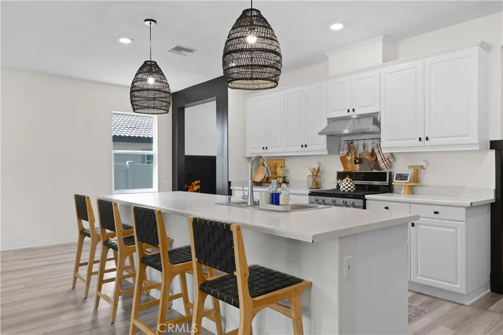 27462 Tyrrhenian Menifee, CA 92585