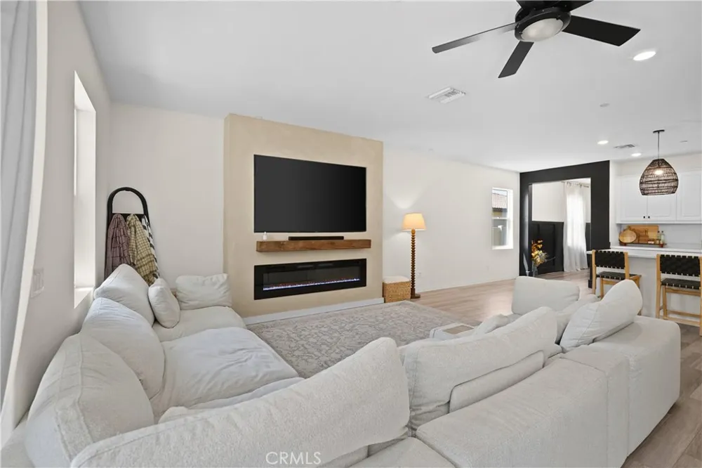 27462 Tyrrhenian Menifee, CA 92585
