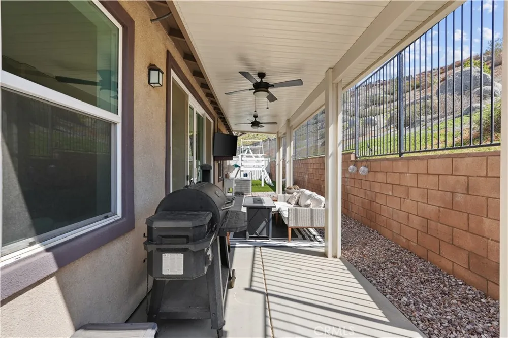 27462 Tyrrhenian Menifee, CA 92585