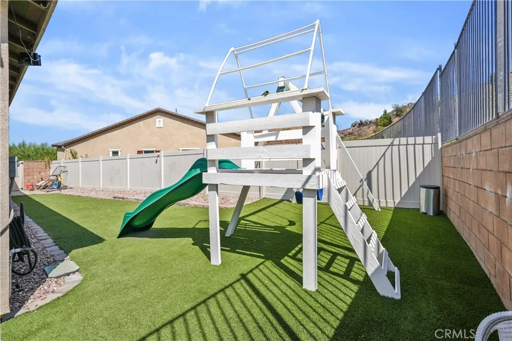 27462 Tyrrhenian Menifee, CA 92585
