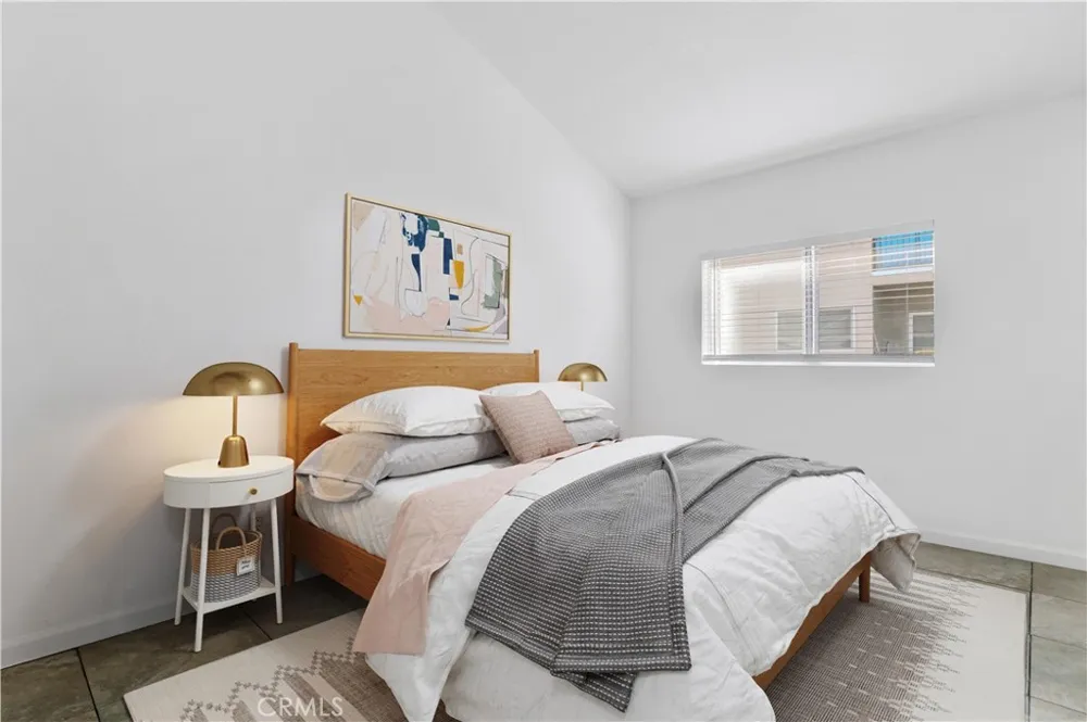 13144 Bromont Avenue #46 Sylmar, CA 91342