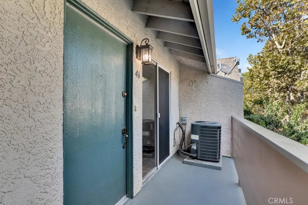 13144 Bromont Avenue #46 Sylmar, CA 91342