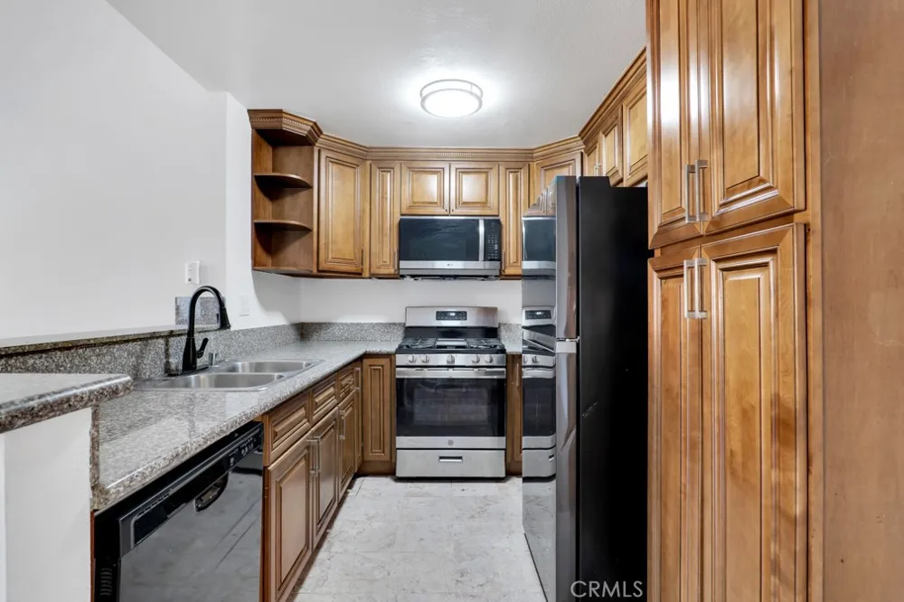 13144 Bromont Avenue #46 Sylmar, CA 91342
