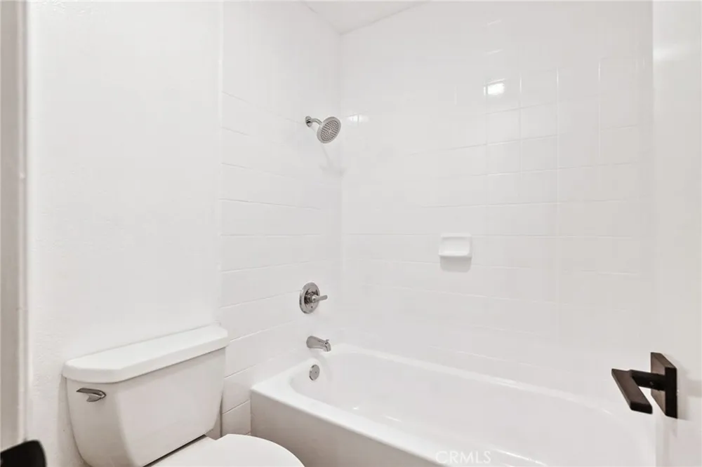 1030 W Macarthur #86 Santa Ana, CA 92707