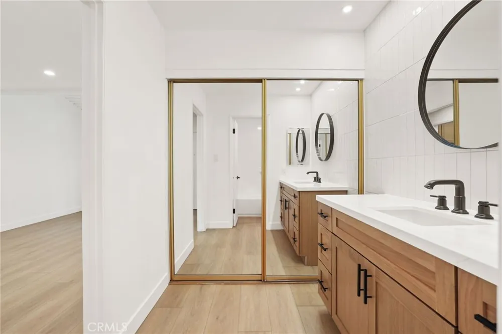 1030 W Macarthur #86 Santa Ana, CA 92707
