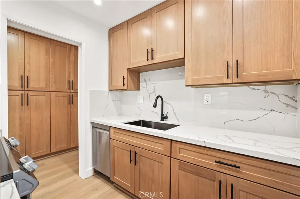 1030 W Macarthur #86 Santa Ana, CA 92707