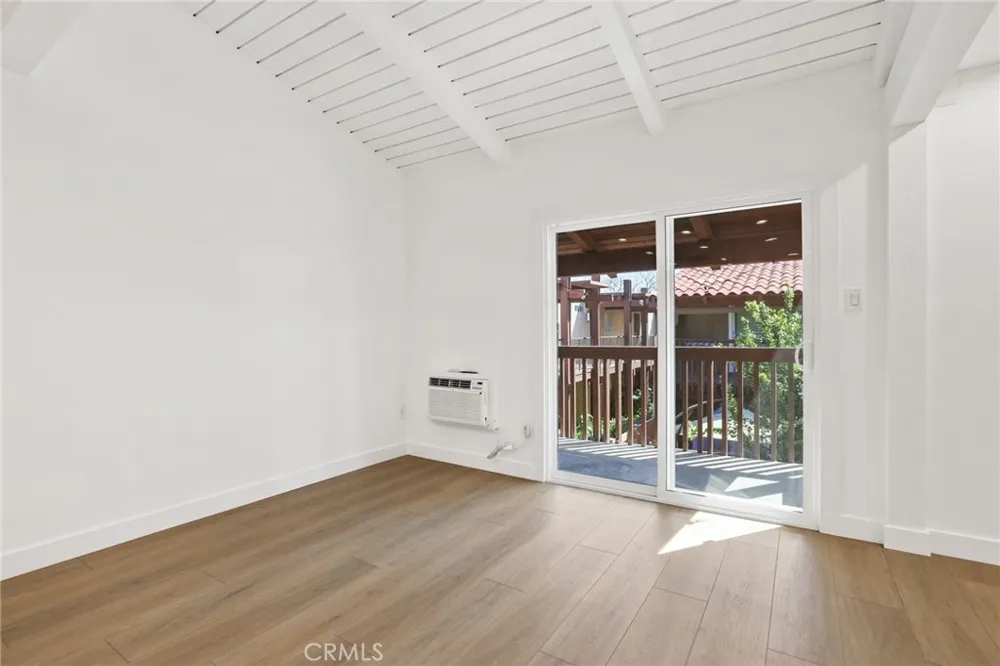 1030 W Macarthur #86 Santa Ana, CA 92707