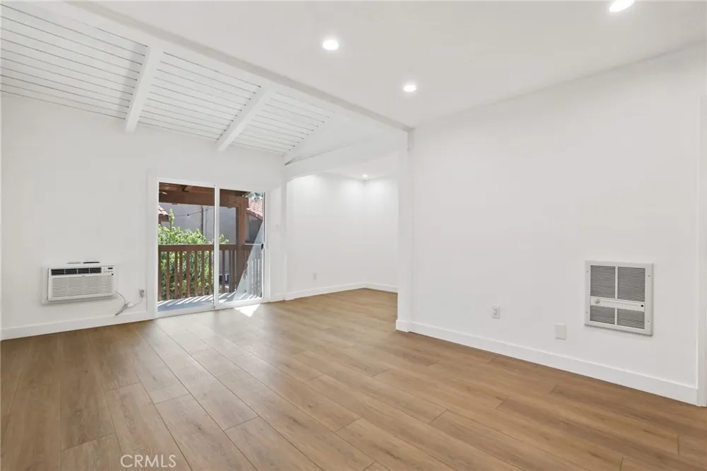1030 W Macarthur #86 Santa Ana, CA 92707