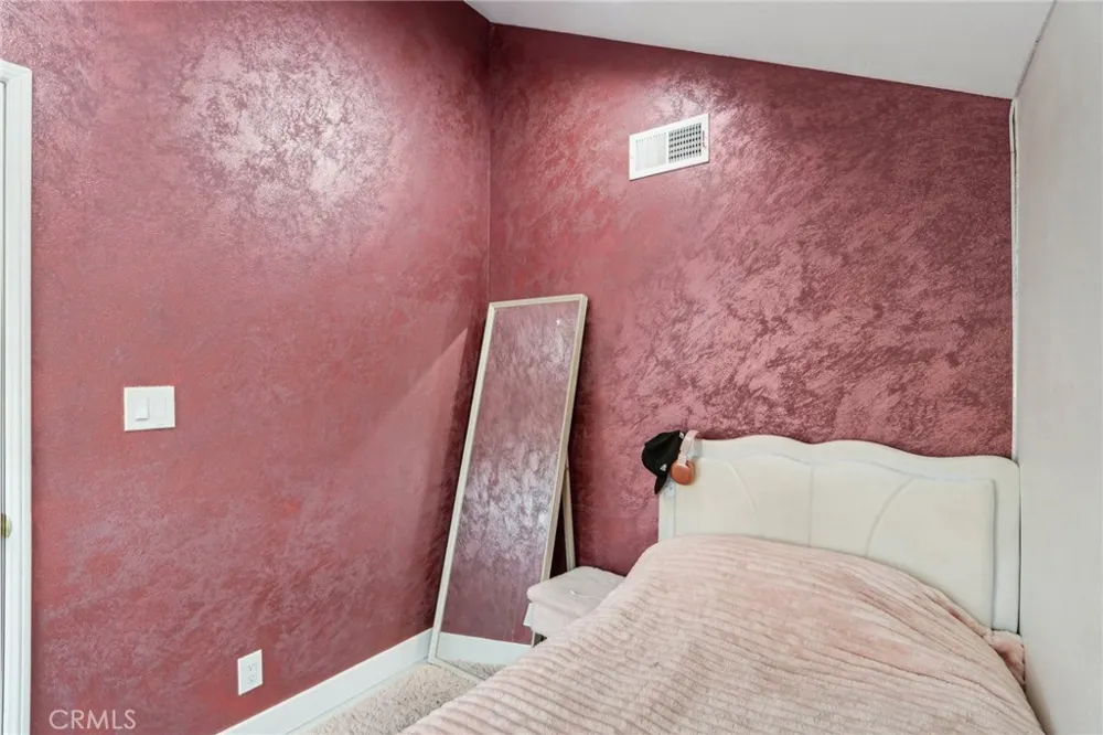 10659 Bloomfield Street Toluca Lake, CA 91602