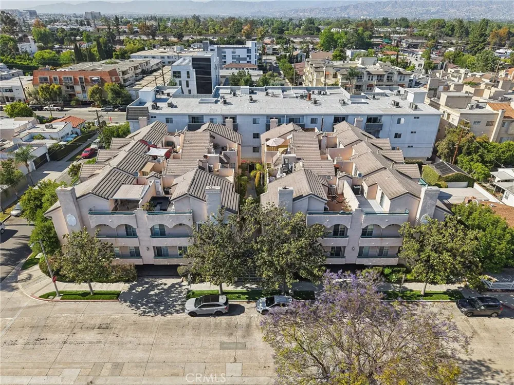 10659 Bloomfield Street Toluca Lake, CA 91602