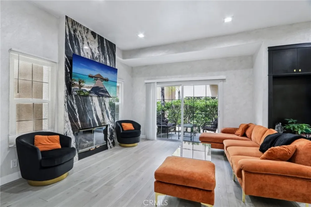 10659 Bloomfield Street Toluca Lake, CA 91602