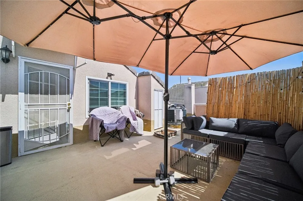10659 Bloomfield Street Toluca Lake, CA 91602