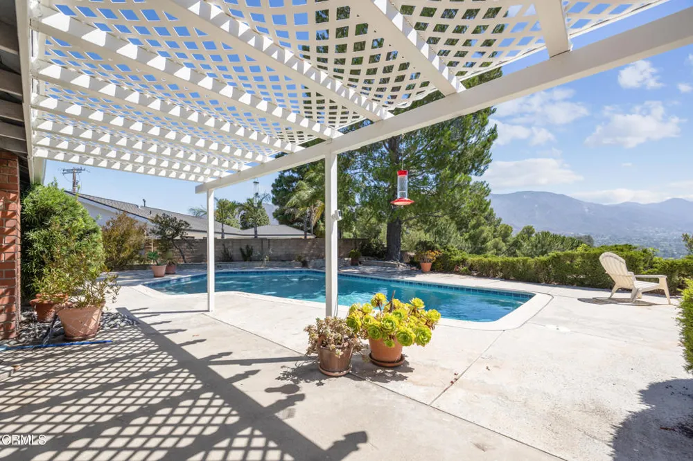 9424 Crystal View Drive Tujunga, CA 91042