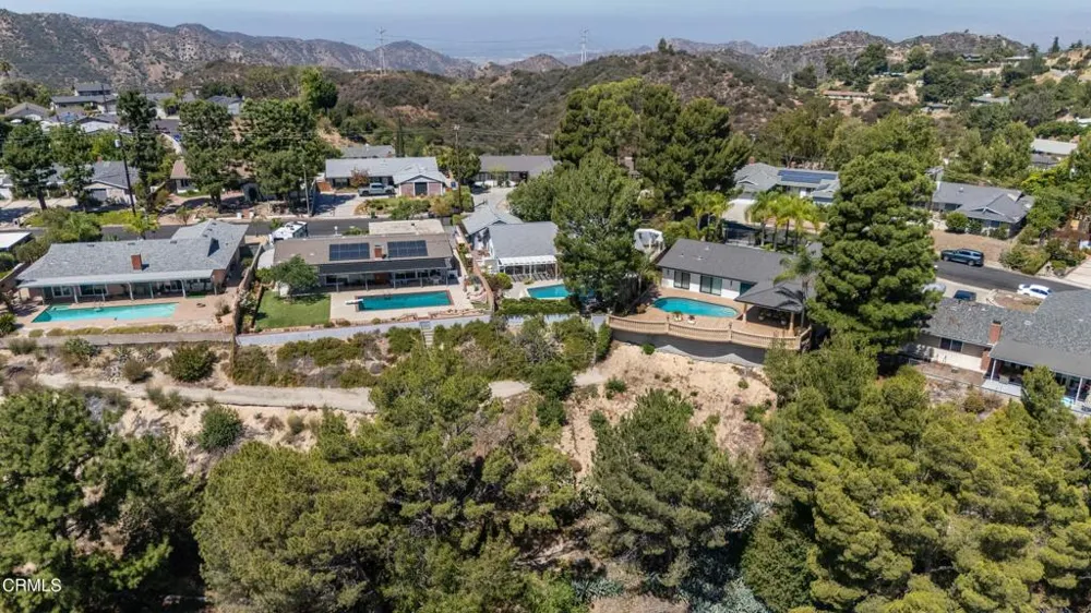 9424 Crystal View Drive Tujunga, CA 91042