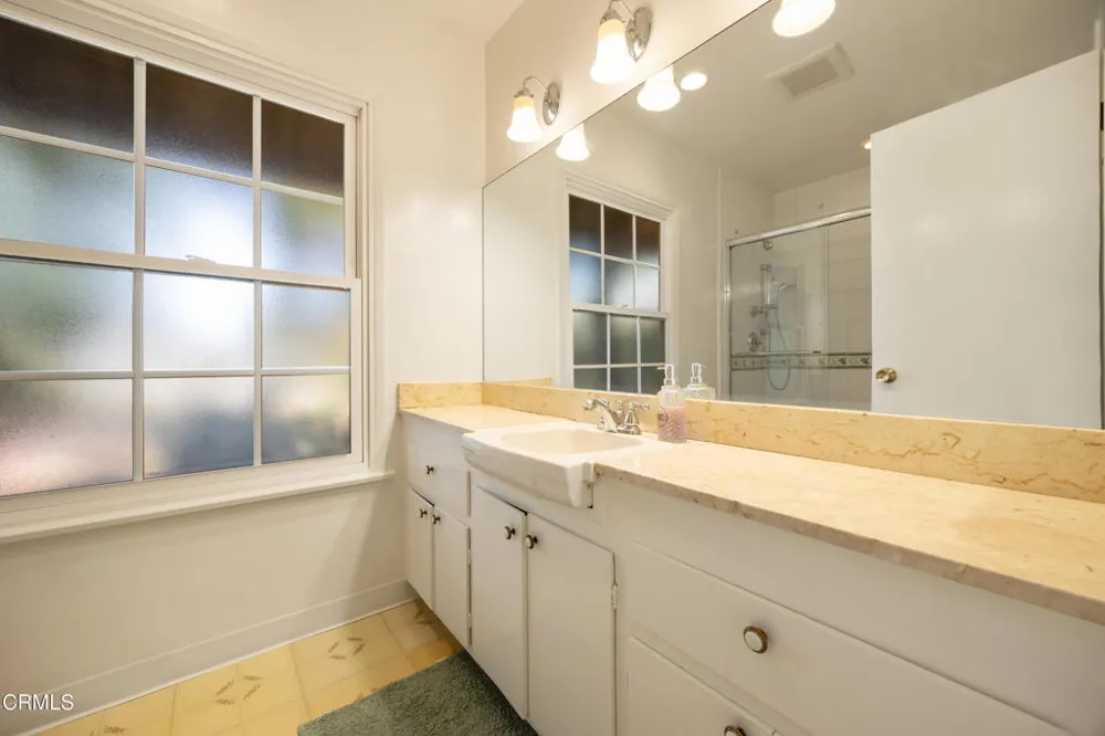 9424 Crystal View Drive Tujunga, CA 91042
