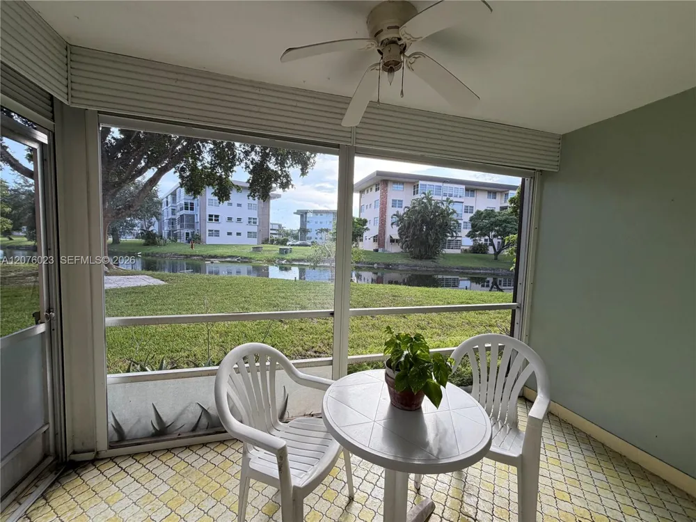 2951 NW 46th Ave #109 Lauderdale Lakes, FL 33313