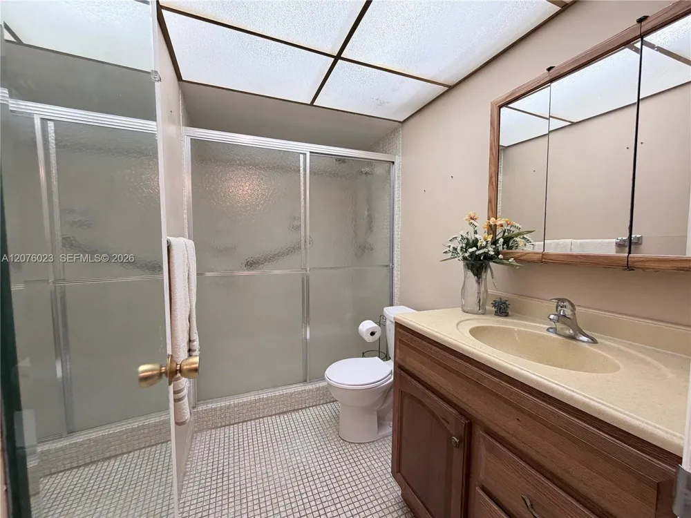 2951 NW 46th Ave #109 Lauderdale Lakes, FL 33313