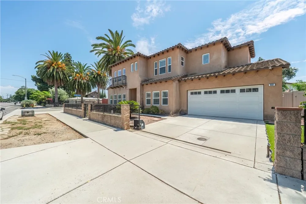 658 E. Phillips Boulevard Pomona, CA 91766