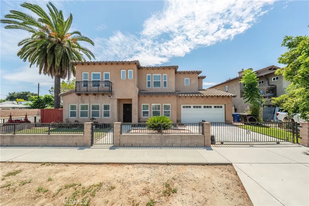 658 E. Phillips Boulevard Pomona, CA 91766
