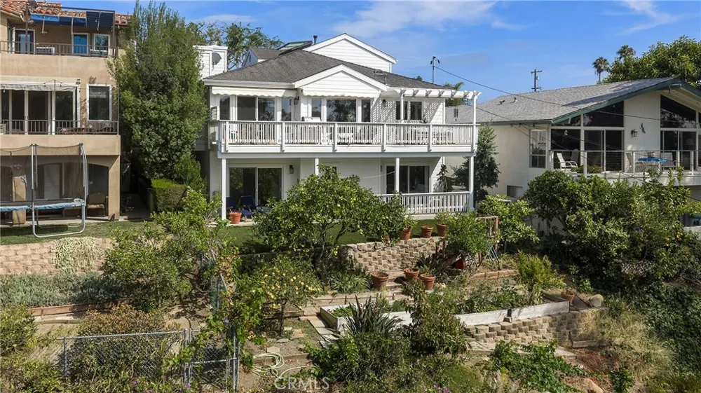 150 W Avenida San Antonio San Clemente, CA 92672