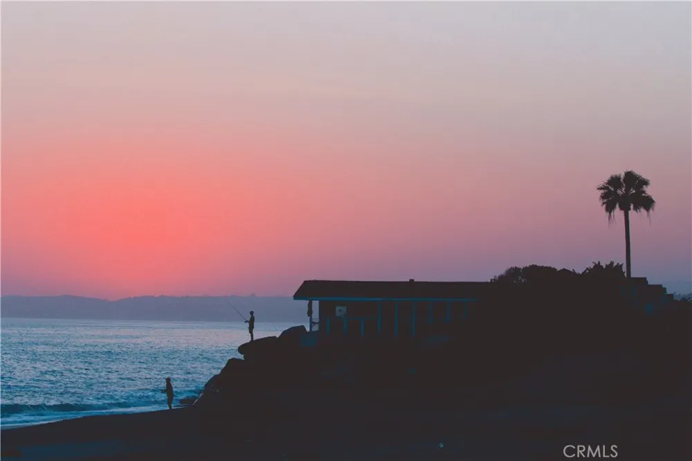 150 W Avenida San Antonio San Clemente, CA 92672